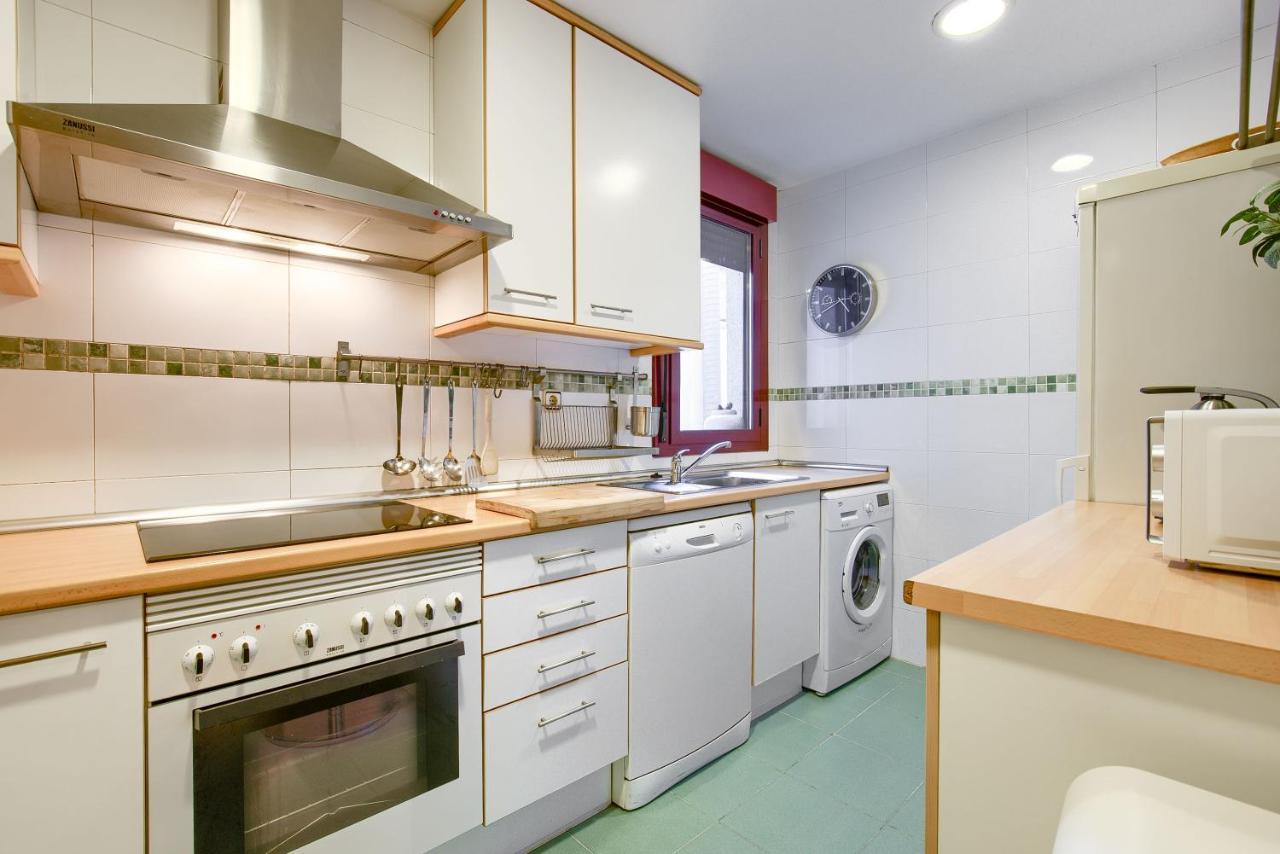 מדריד Apartamento En Chamberi Con Piscina - Lovely Apartment In The City Center With Swimming Pool מראה חיצוני תמונה