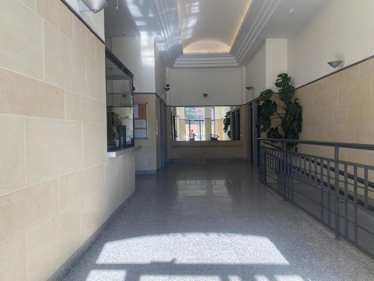 מדריד Apartamento En Chamberi Con Piscina - Lovely Apartment In The City Center With Swimming Pool מראה חיצוני תמונה
