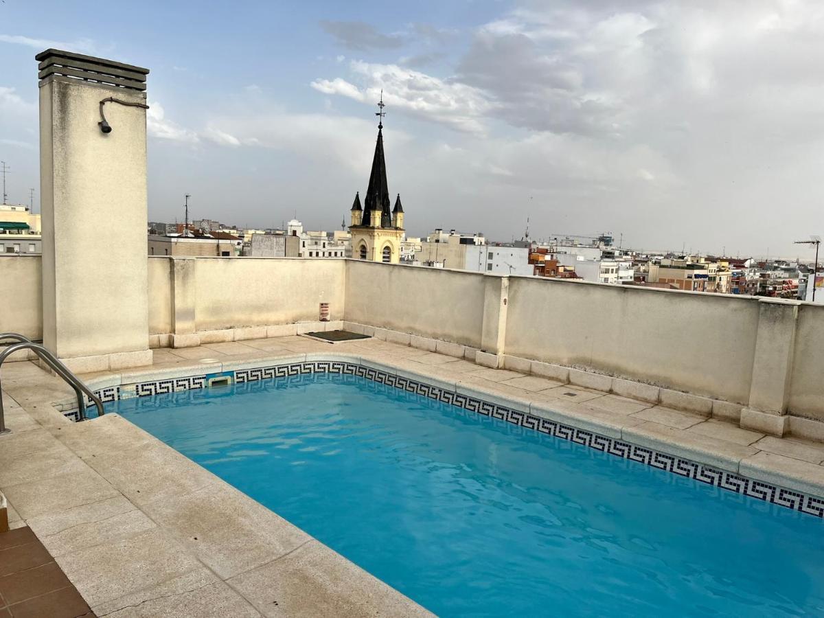 מדריד Apartamento En Chamberi Con Piscina - Lovely Apartment In The City Center With Swimming Pool מראה חיצוני תמונה